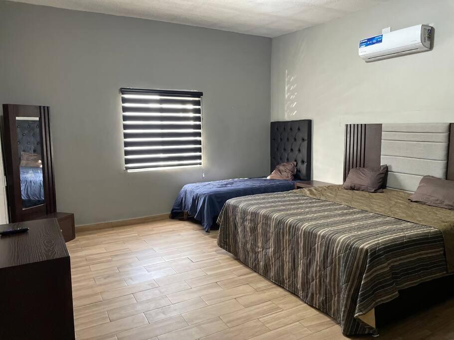 Casa Granada Cercana A Consulado Y Aeropuerto. シウダー・フアレス エクステリア 写真