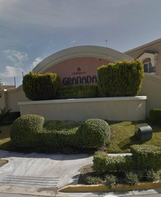 Casa Granada Cercana A Consulado Y Aeropuerto. シウダー・フアレス エクステリア 写真